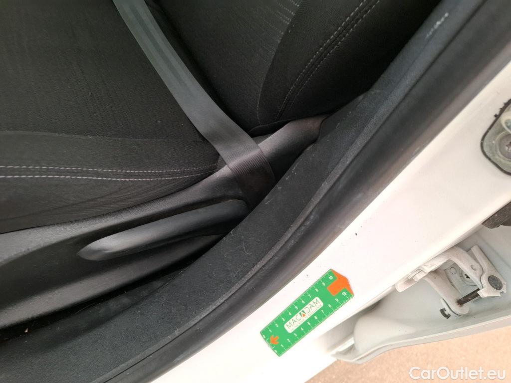  Peugeot  208  Affaire Premium Pack 1.2 80CV BVM5 E6dT #12
