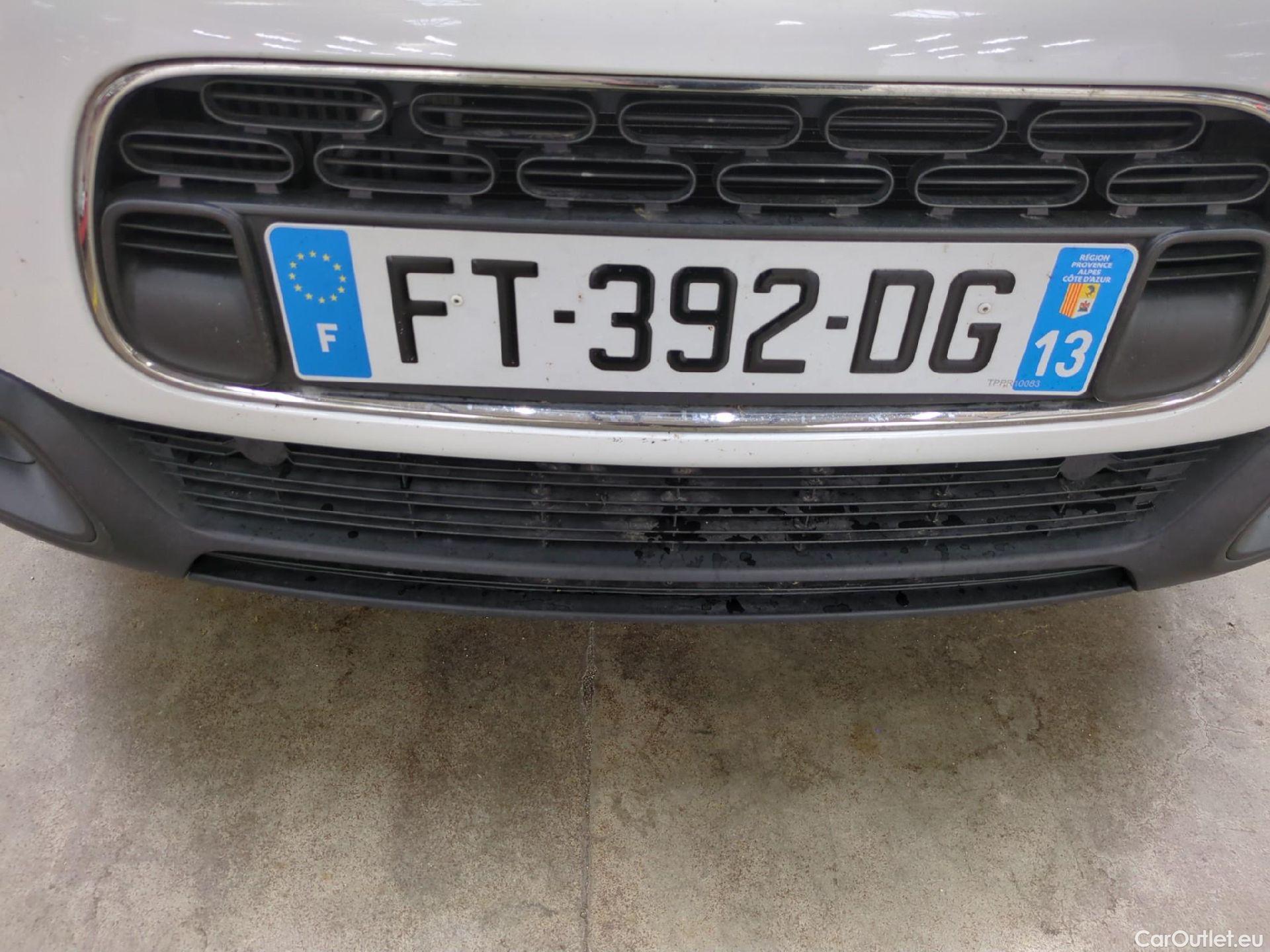  Citroen  C4 Cactus  Feel Nav Société 1.5 BlueHDI 120CV BVA6 E6dT #22