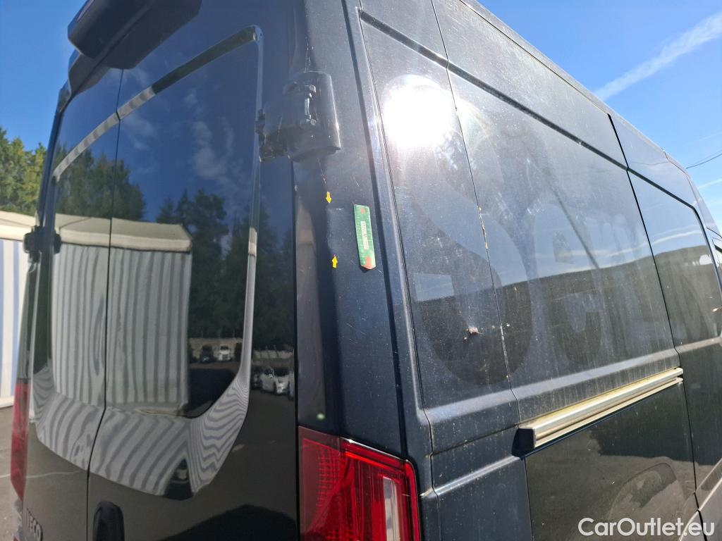  Iveco  Daily IVECO  VU 4p Fourgon 2.3 35S16 V11 H2 3520 #15