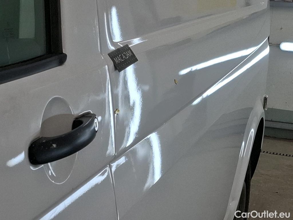  Volkswagen  Transporter VOLKSWAGEN  / 2019 / 4P / Fourgon tôlé 2.0 TDi 110 L2H1 Business #15