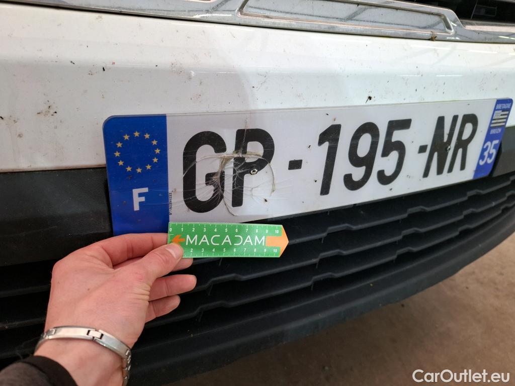  Renault  Trafic RENAULT  / 2021 / 4P / Fourgon tôlé FG GCF L2H2 3T Blue dCi 150 #26