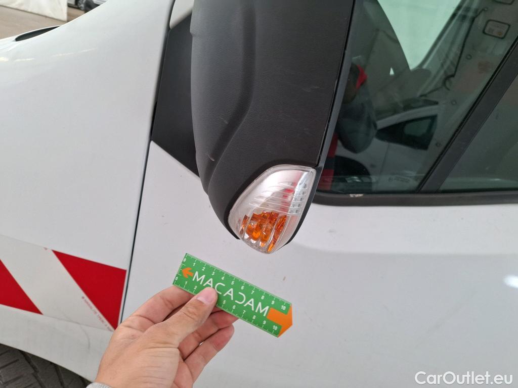  Renault  Master  Fourgon L2H2 3 5 Grand Confort dCi 130CV BVM6 E6 #46
