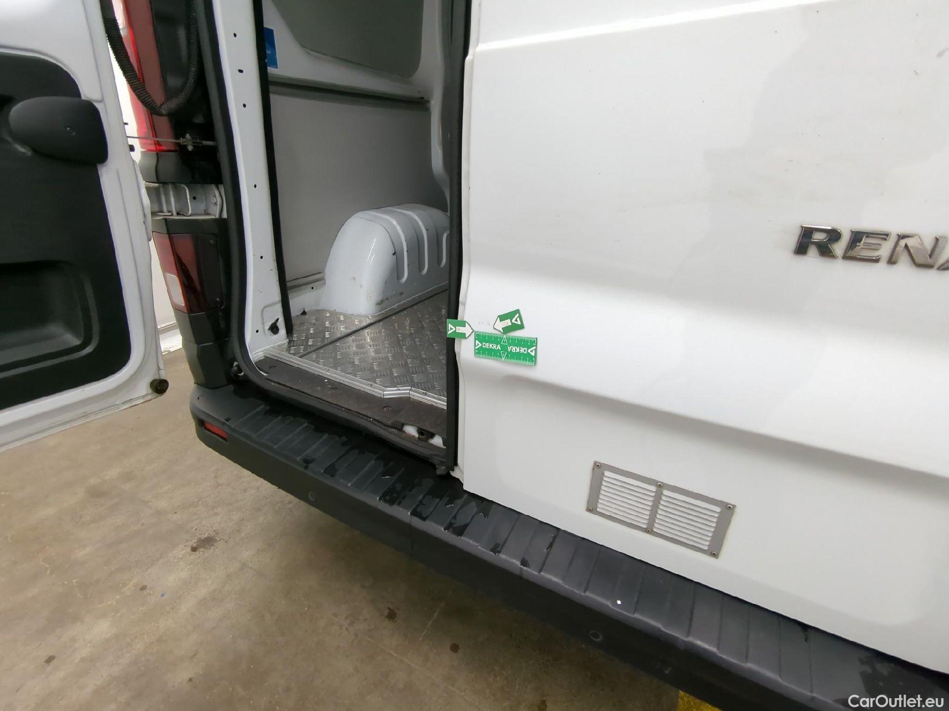  Renault  Trafic  Fourgon L1H1 2T8 Grand Confort 2.0 dCi 150CV BVA6 E6d #39