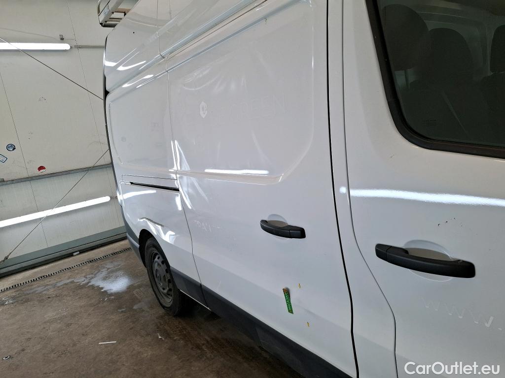  Renault  Trafic RENAULT  / 2021 / 4P / Fourgon tôlé FG GCF L2H2 3T Blue dCi 150 #16