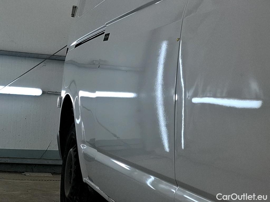  Volkswagen  Transporter VOLKSWAGEN  / 2019 / 4P / Fourgon tôlé 2.0 TDi 110 L2H1 Business #29