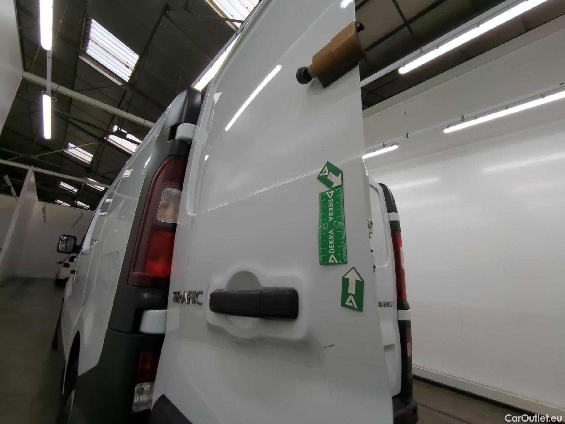  Renault  Trafic  Fourgon L1H1 2T8 Grand Confort 2.0 dCi 150CV BVA6 E6d #35
