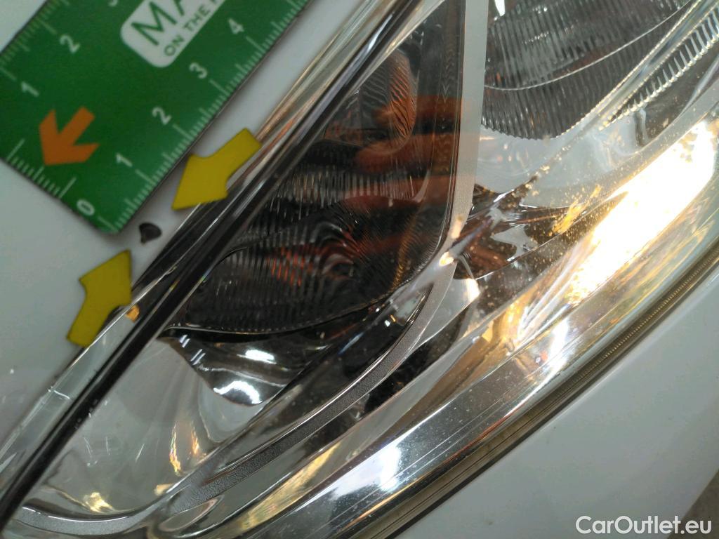  Peugeot  208  Affaire Premium Pack 1.5 HDi 100CV BVM5 E6dT #2