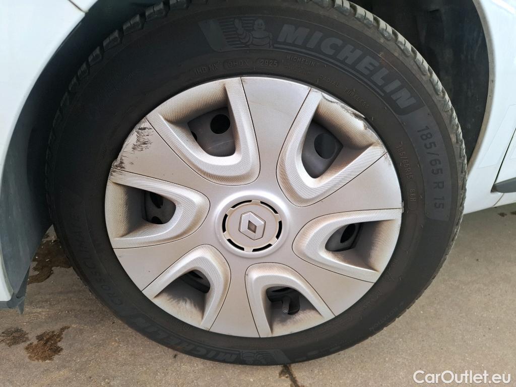  Renault  Clio  IV Air 1.5 dCi 75CV BVM5 E6 #66