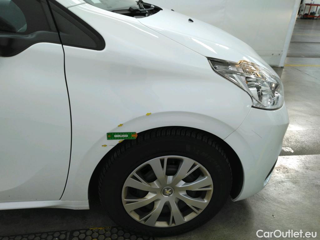  Peugeot  208  Affaire Premium Pack 1.5 HDi 100CV BVM5 E6dT #30
