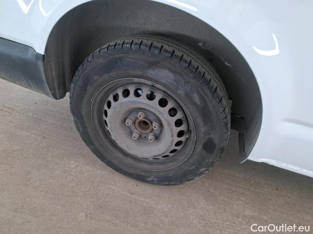  Volkswagen  Transporter VOLKSWAGEN  / 2019 / 4P / Fourgon tôlé 2.0 TDi 110 L2H1 Business #52