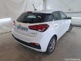 i20