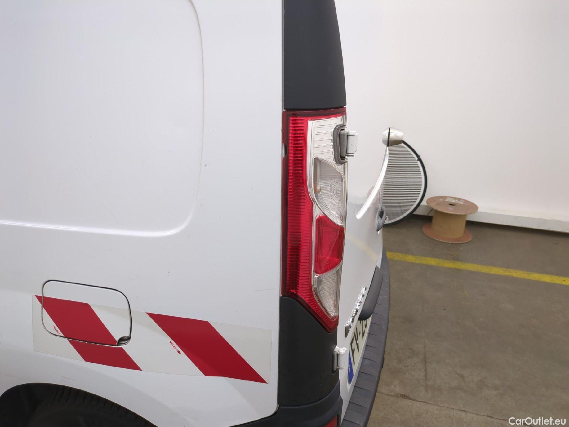  Renault  Kangoo  II Express Maxi Extra (Série Spéciale) 1.5 dCi 95CV BVM6 E6dT #76