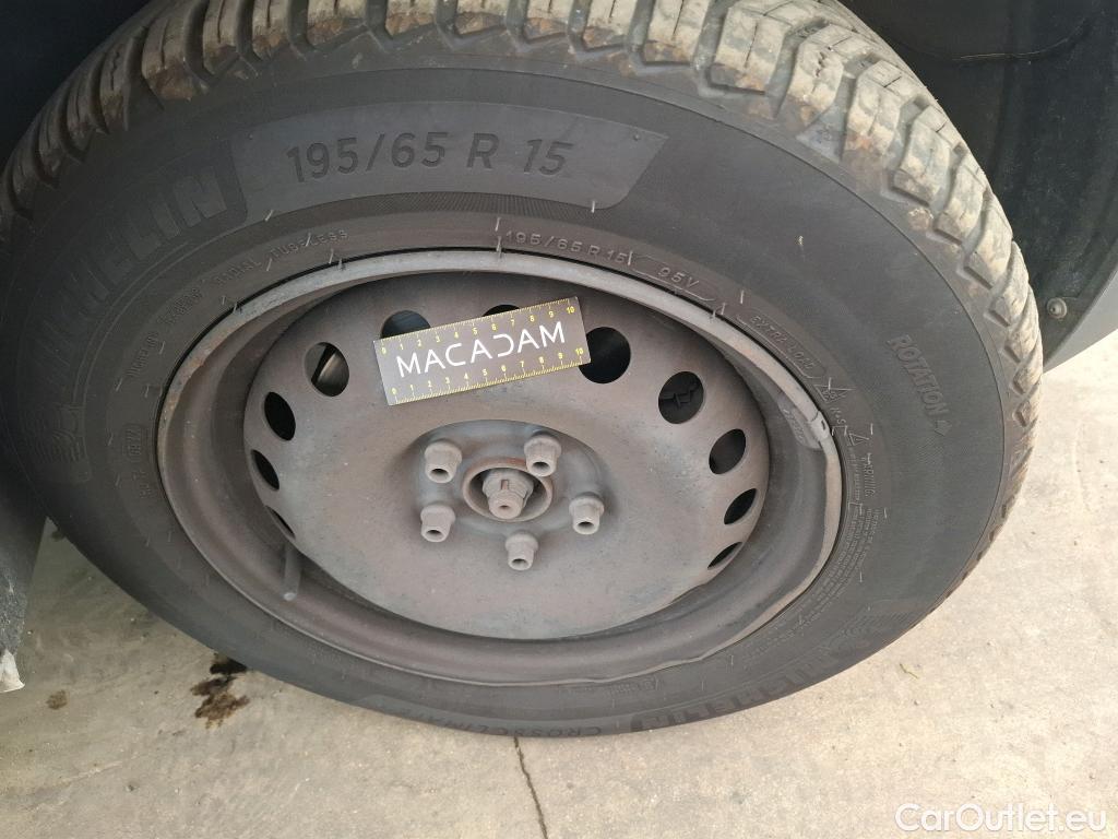  Renault  Kangoo  II Express Extra (Série Spéciale) 1.5 dCi 80CV BVM6 E6dT #30
