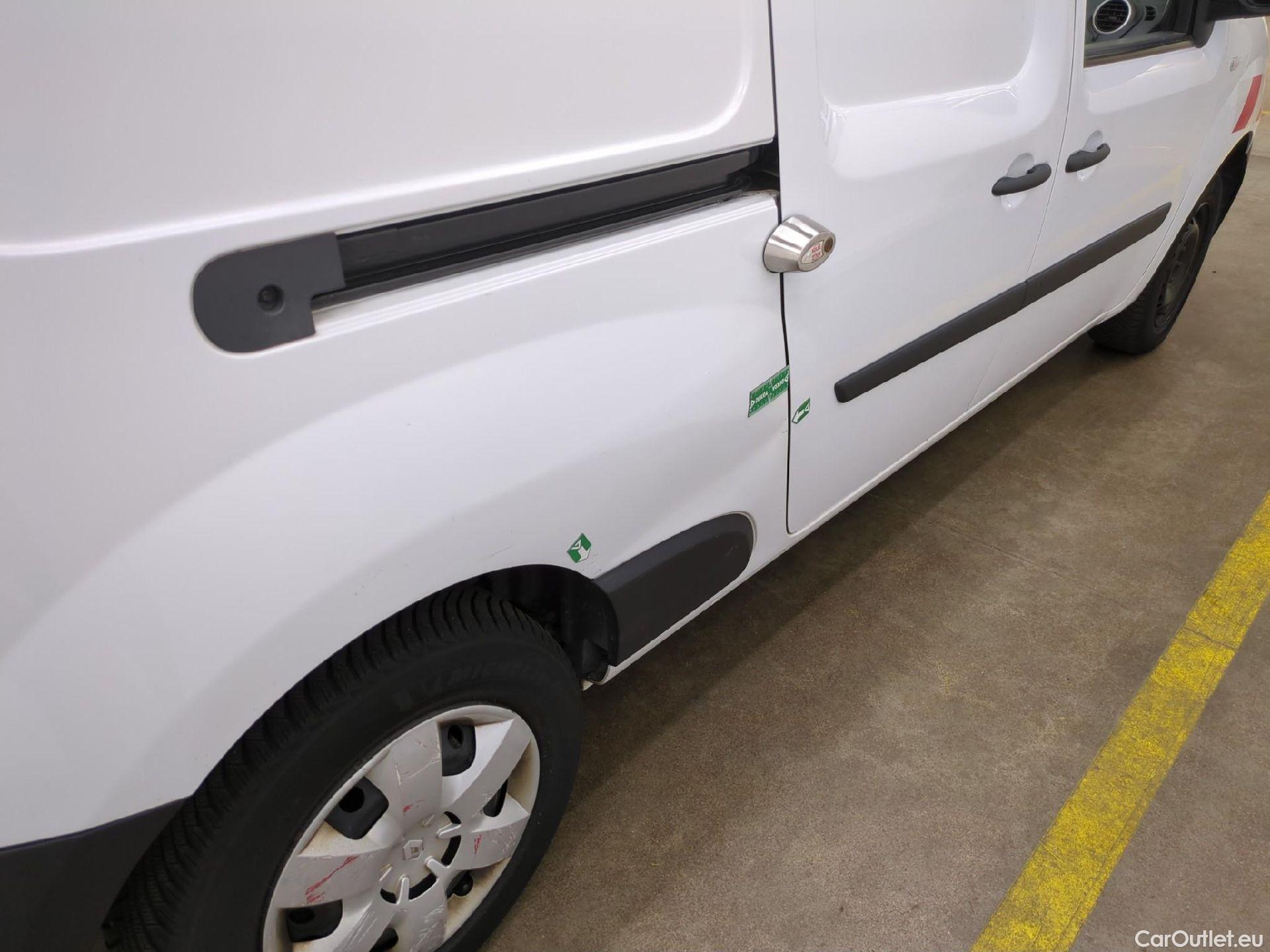  Renault  Kangoo  II Express Maxi Extra (Série Spéciale) 1.5 dCi 95CV BVM6 E6dT #35