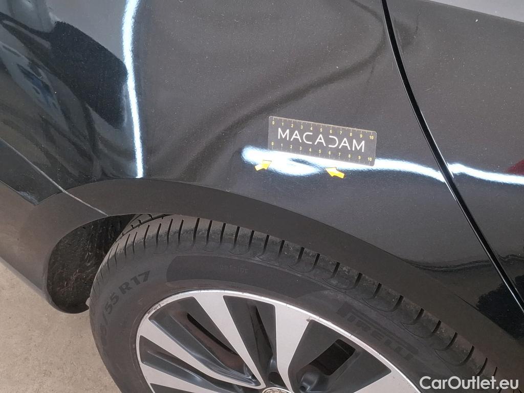  Mercedes  A-Klasse MERCEDES-BENZ Classe A Berline / 2018 / 4P / Berline A 180 d Business Line 8G-DCT #10