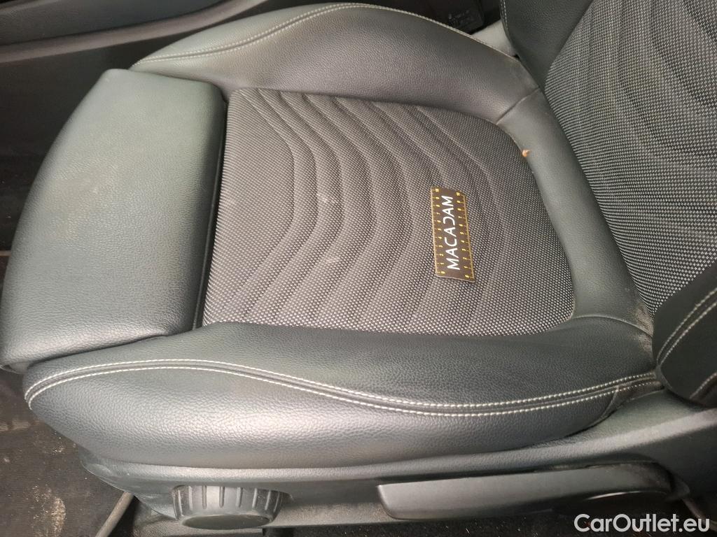  Mercedes  A-Klasse MERCEDES-BENZ Classe A Berline / 2018 / 4P / Berline A 180 d Business Line 8G-DCT #58