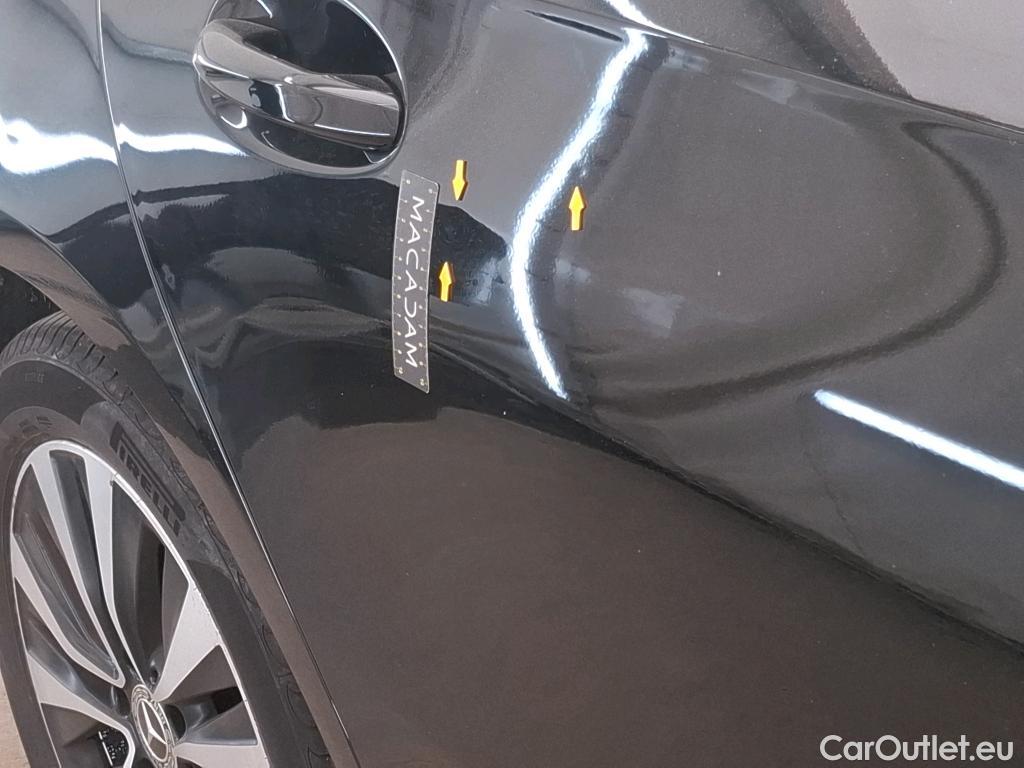  Mercedes  A-Klasse MERCEDES-BENZ Classe A Berline / 2018 / 4P / Berline A 180 d Business Line 8G-DCT #46