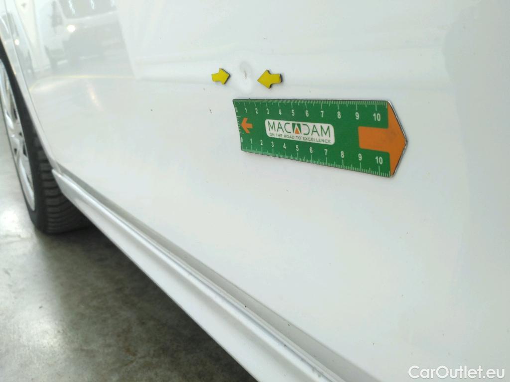  Opel  Corsa  F e Edition Business 50kWh BVA #17