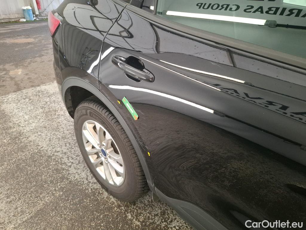  Ford  Kuga FORD  / 2019 / 5P / SUV 2.5 190 hybrid Flexifuel Pshift Titanium #3