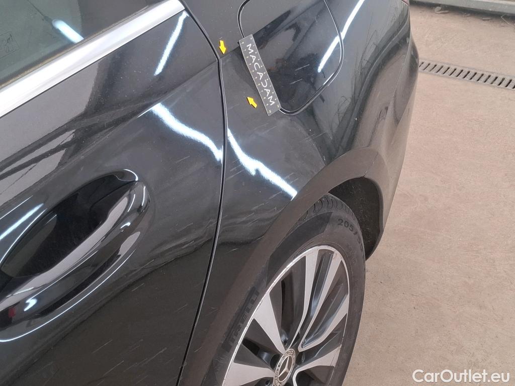  Mercedes  A-Klasse MERCEDES-BENZ Classe A Berline / 2018 / 4P / Berline A 180 d Business Line 8G-DCT #2