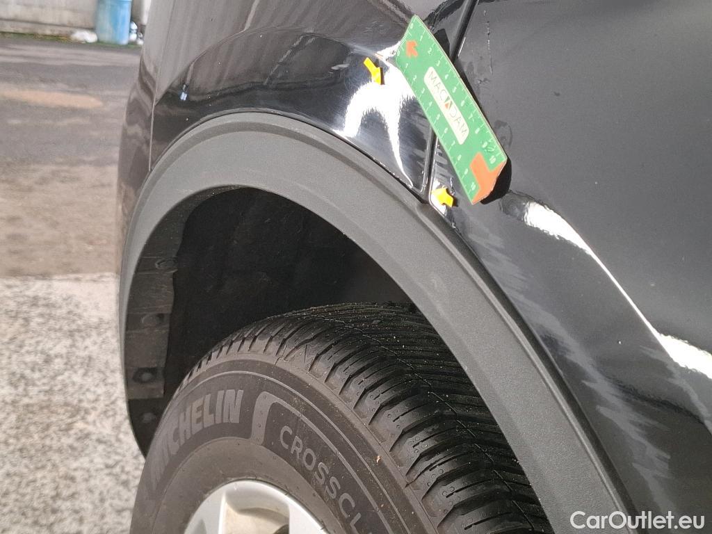  Ford  Kuga FORD  / 2019 / 5P / SUV 2.5 190 hybrid Flexifuel Pshift Titanium #2
