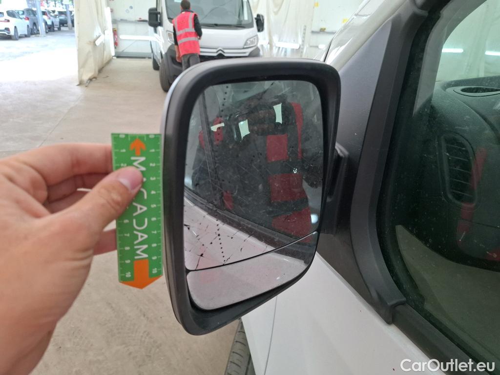  Renault  Trafic RENAULT  / 2019 / 4P / Combi Zen L1 dCi 120 S&S - 8 pl #15