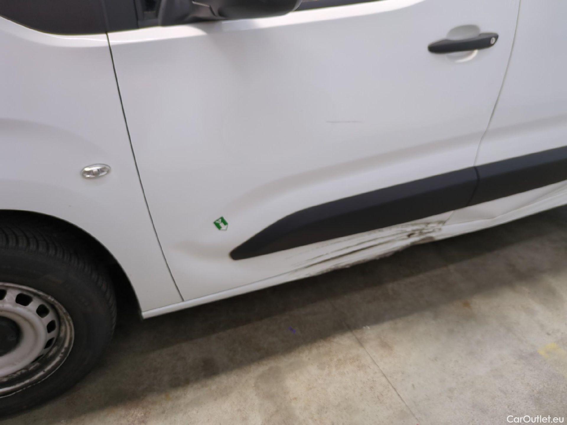  Citroen  Berlingo  Fourgon Club M 650 1.5 BlueHDi 100CV BVM6 E6d #4