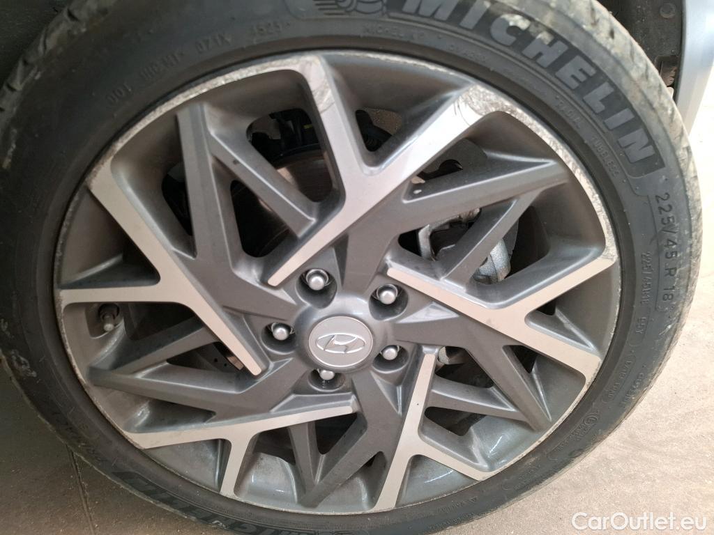  Hyundai  Konna HYUNDAI Kona / 2020 / 5P / SUV 1.6 HYBRID 141 EXECUTIVE HEV #28