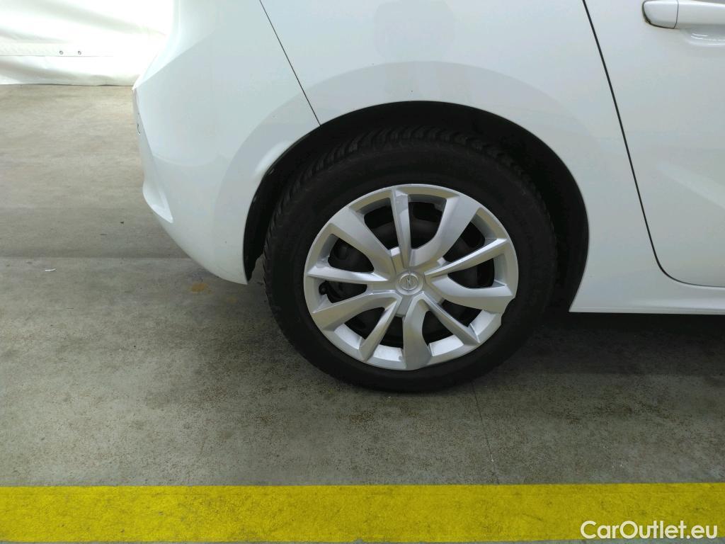  Opel  Corsa  F e Edition Business 50kWh BVA #1