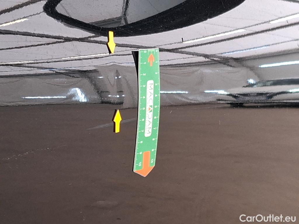  Ford  Kuga FORD  / 2019 / 5P / SUV 2.5 190 hybrid Flexifuel Pshift Titanium #4