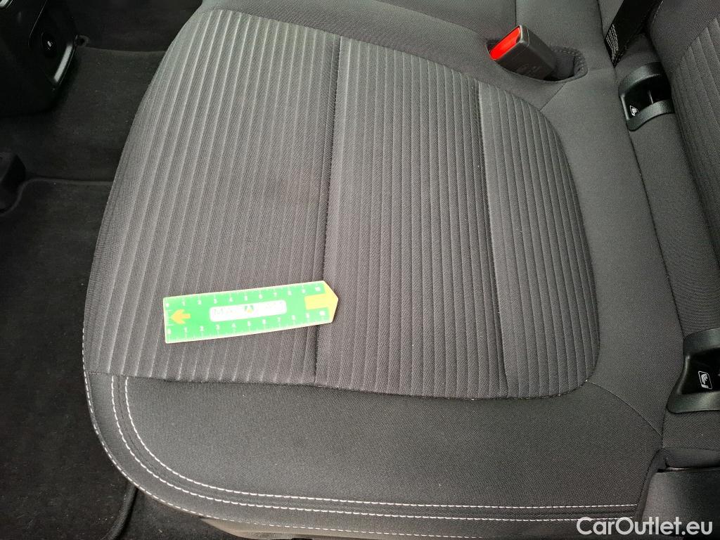  Ford  Kuga FORD  / 2019 / 5P / SUV 2.5 190 hybrid Flexifuel Pshift Titanium #40