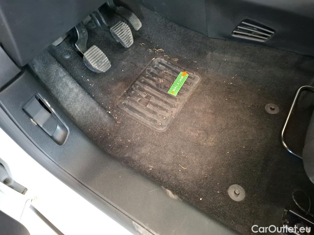  Citroen  C3  Feel 1.2 PureTech 80CV BVM5 E6 #1
