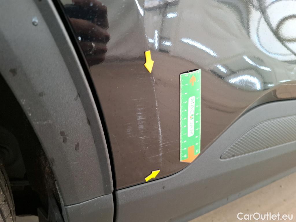  Ford  Kuga FORD  / 2019 / 5P / SUV 2.5 190 hybrid Flexifuel Pshift Titanium #11