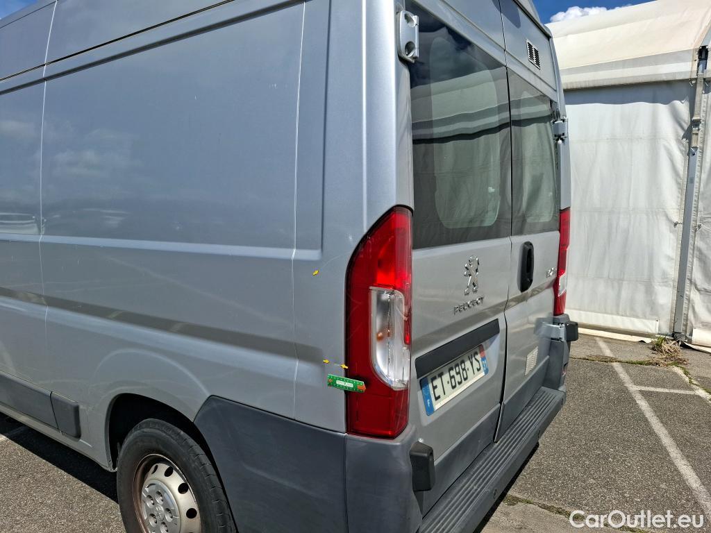  Peugeot  Boxer PEUGEOT  VU 4p Fourgon 2.0 BLUEHDI 110 PREMIUM 330 L2H2 #110