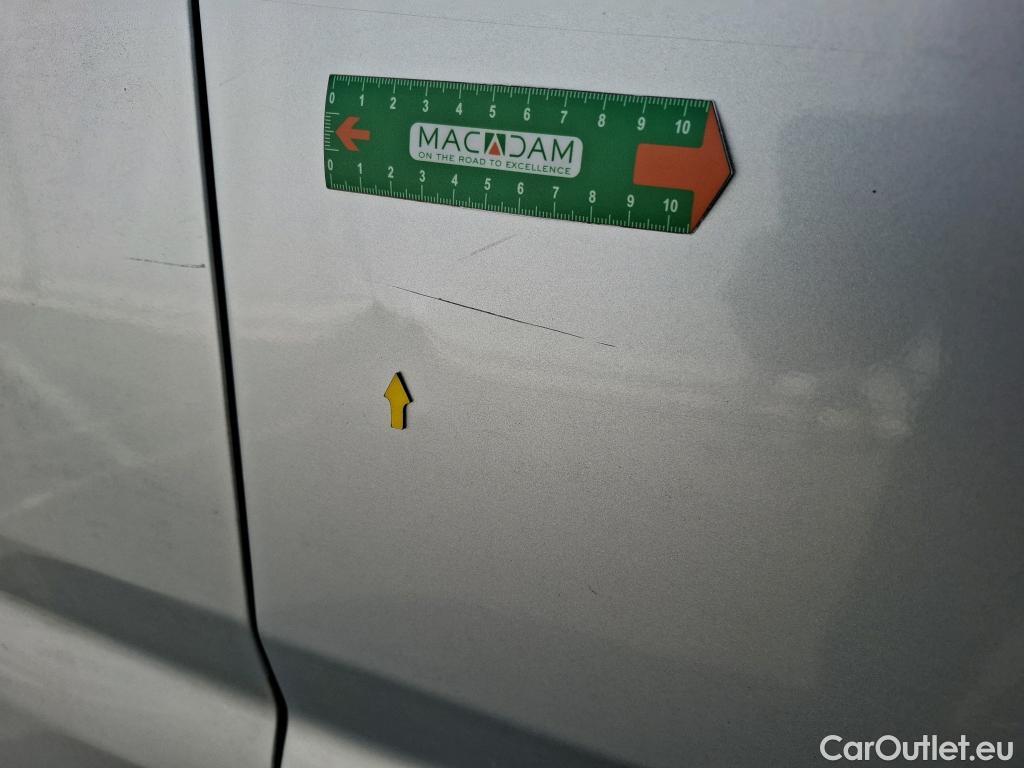  Peugeot  Boxer PEUGEOT  VU 4p Fourgon 2.0 BLUEHDI 110 PREMIUM 330 L2H2 #30