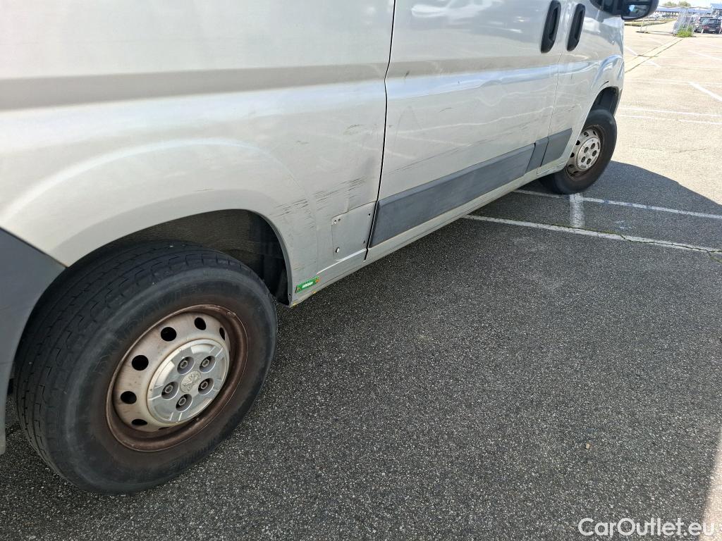  Peugeot  Boxer PEUGEOT  VU 4p Fourgon 2.0 BLUEHDI 110 PREMIUM 330 L2H2 #12