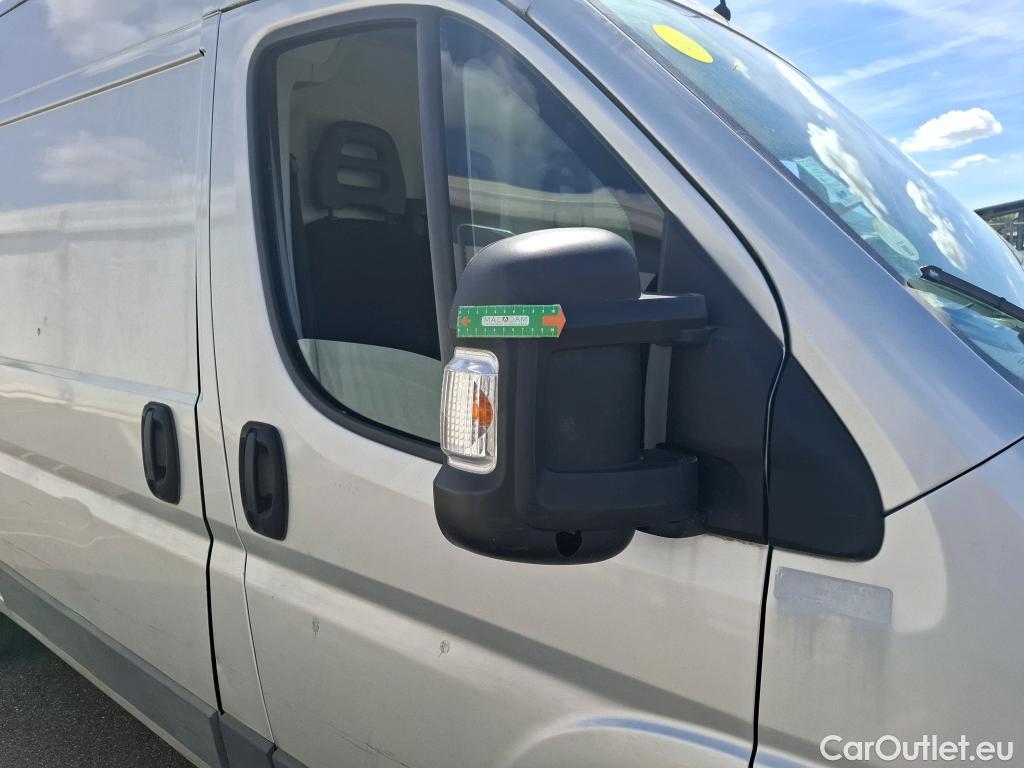  Peugeot  Boxer PEUGEOT  VU 4p Fourgon 2.0 BLUEHDI 110 PREMIUM 330 L2H2 #23