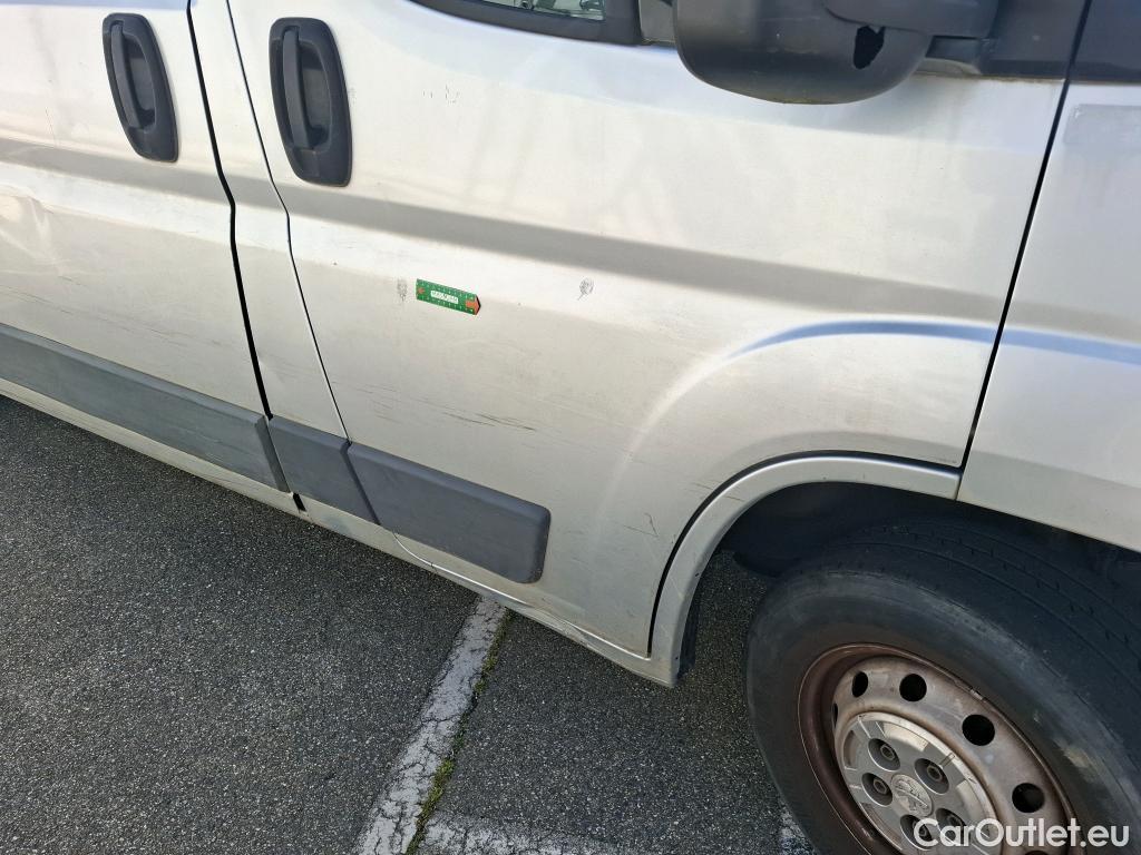  Peugeot  Boxer PEUGEOT  VU 4p Fourgon 2.0 BLUEHDI 110 PREMIUM 330 L2H2 #103