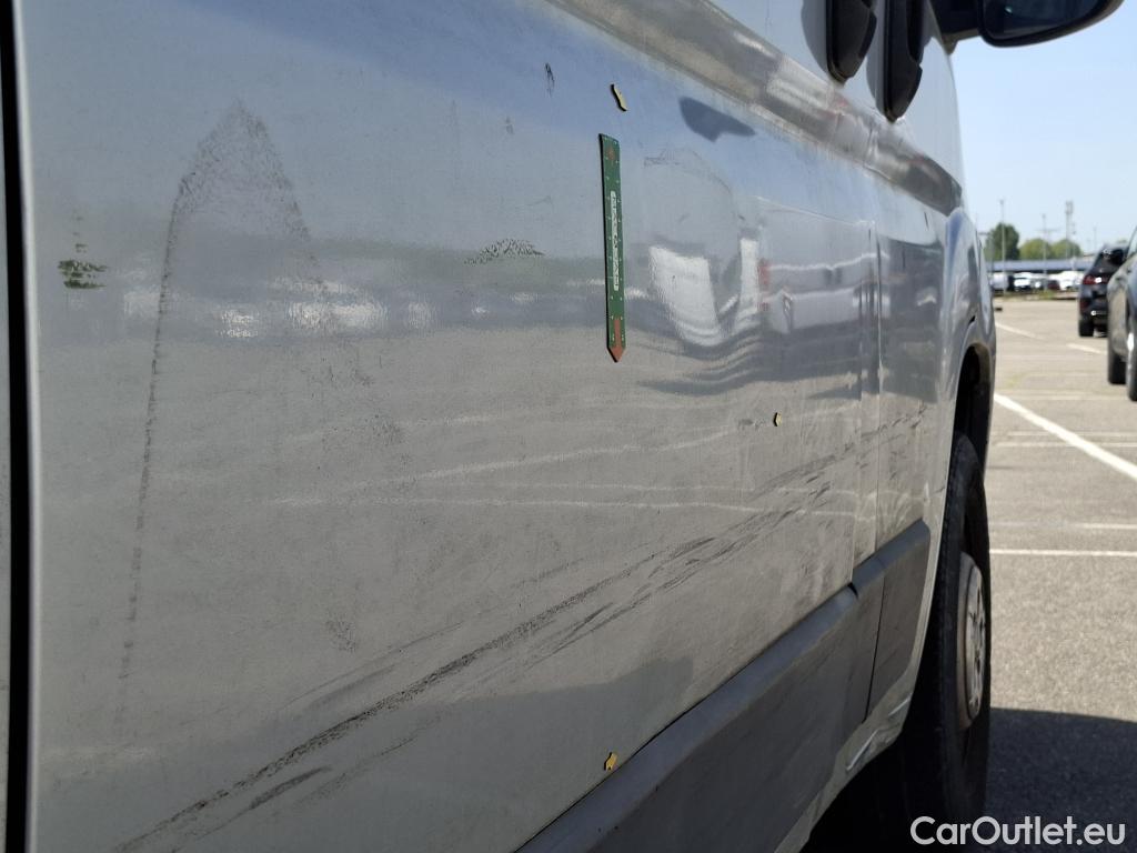  Peugeot  Boxer PEUGEOT  VU 4p Fourgon 2.0 BLUEHDI 110 PREMIUM 330 L2H2 #31
