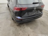  Volkswagen  Golf  Volkswagen Variant VIII 1.0 eTSI 81kW DSG Life 5d #76