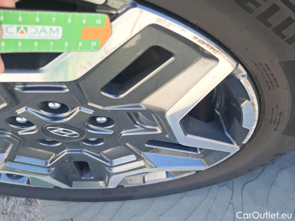  Hyundai  Santa Fe HYUNDAI  / 2021 / 5P / todoterreno 1.6 TGDi PHEV Style Auto 4x4 #4