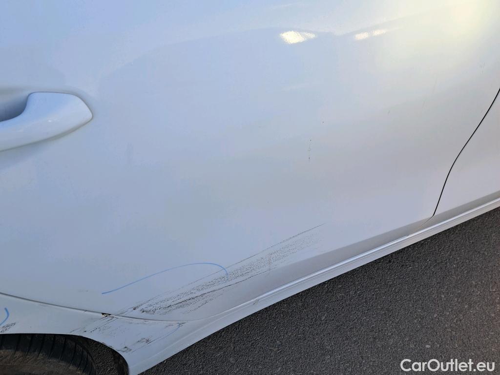  KIA  Cee'd KIA Ceed / 2018 / 5P / berlina con portón 1.6 MHEV iMT 100kW (136CV) Drive #8