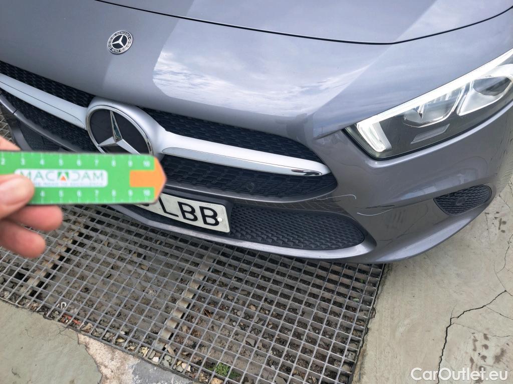  Mercedes  A-Klasse MERCEDES-BENZ Clase A / 2018 / 5P / berlina con portón A 180 d #9