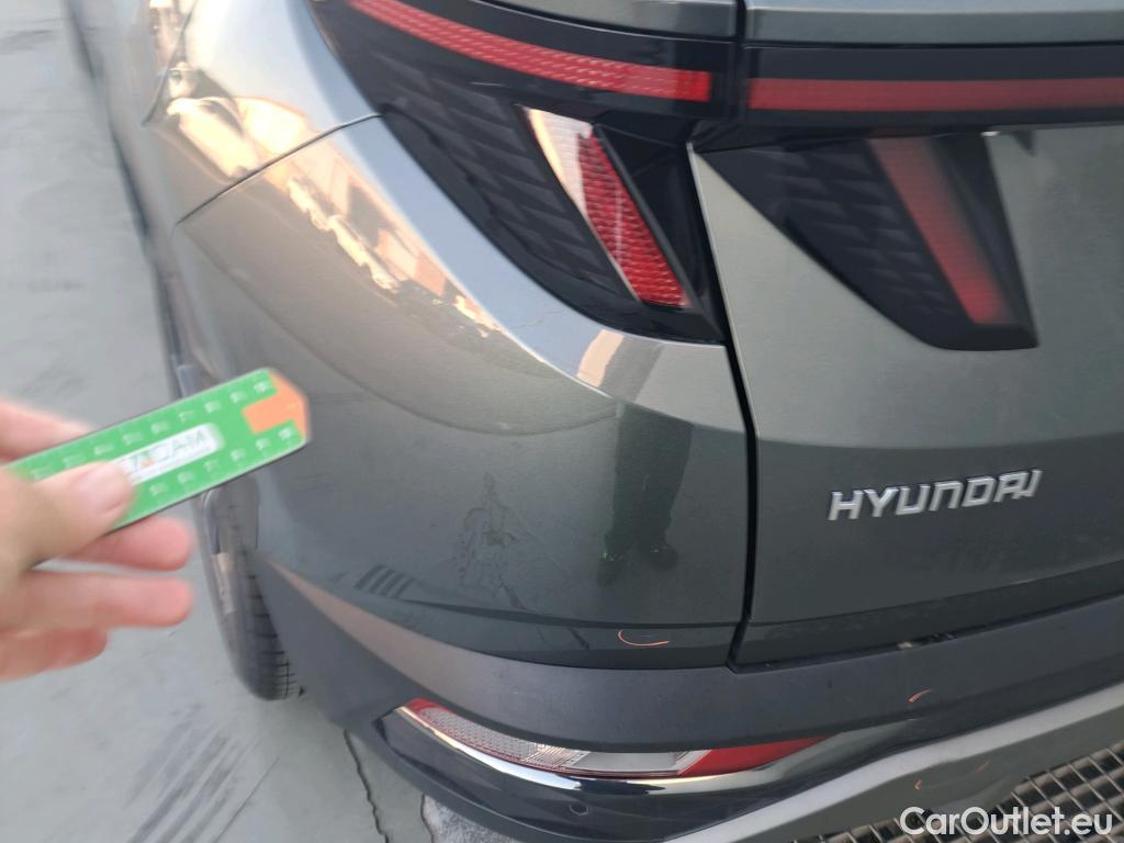  Hyundai  Tucson HYUNDAI  / 2020 / 5P / todoterreno 1.6 TGDI 169kW HEV Tecno Auto 2C #27