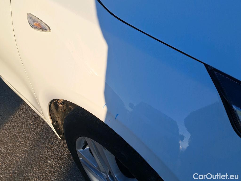  KIA  Cee'd KIA Ceed / 2018 / 5P / berlina con portón 1.6 MHEV iMT 100kW (136CV) Drive #10