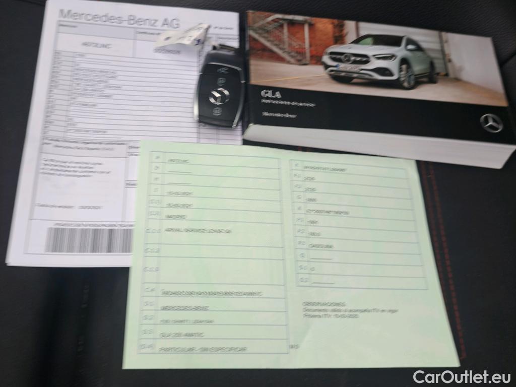  Mercedes  GLA MERCEDES-BENZ  / 2020 / 5P / todoterreno  250 4MATIC #1