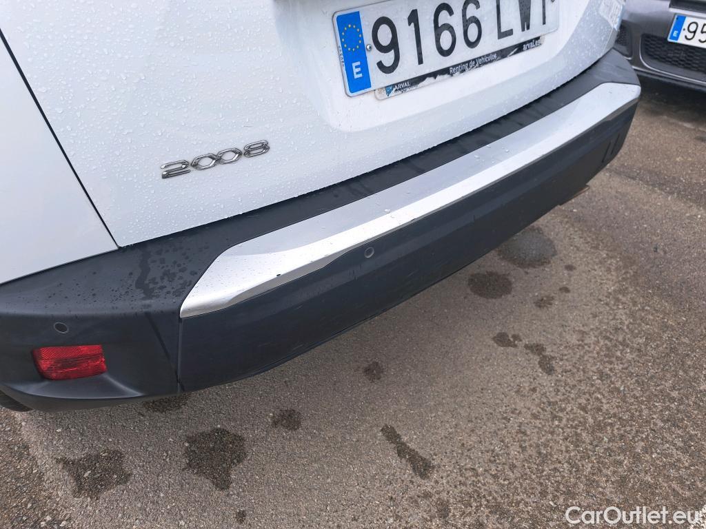  Peugeot  2008 PEUGEOT  / 2019 / 5P / todoterreno Active Pack BlueHDI 81kW (110CV) #14