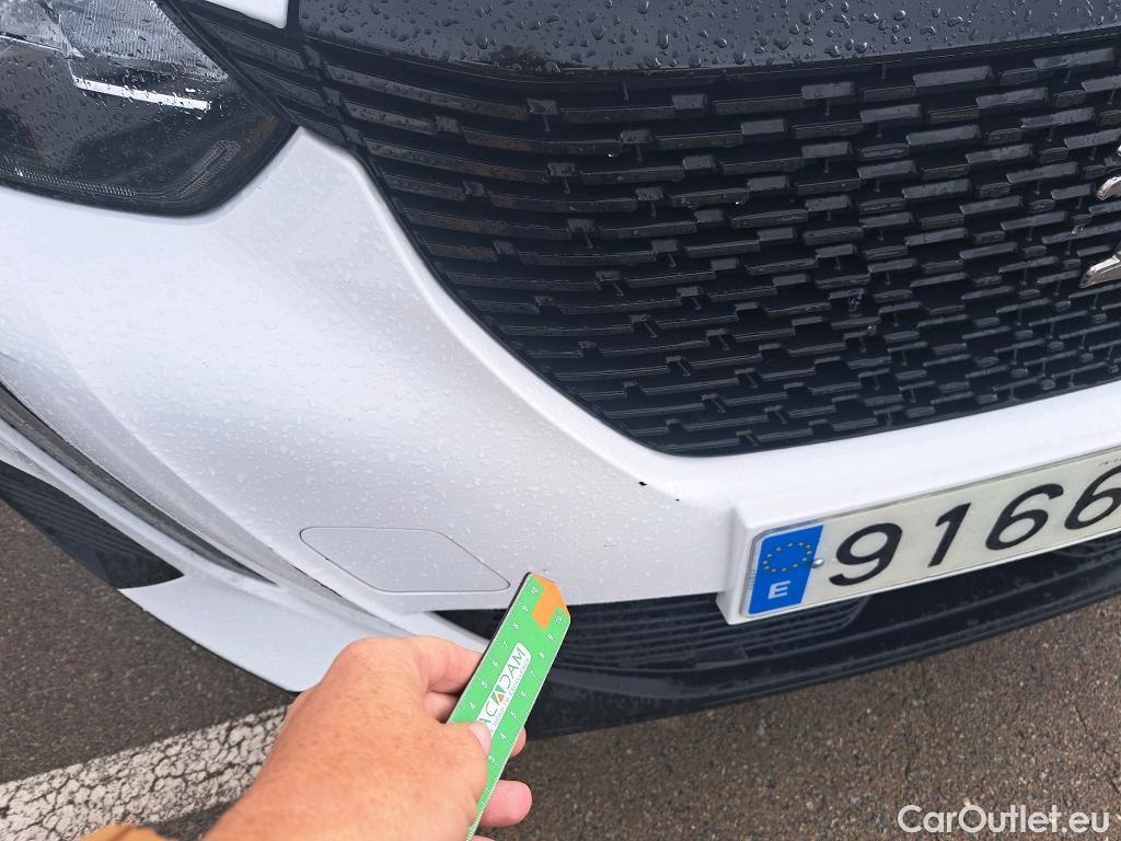  Peugeot  2008 PEUGEOT  / 2019 / 5P / todoterreno Active Pack BlueHDI 81kW (110CV) #13