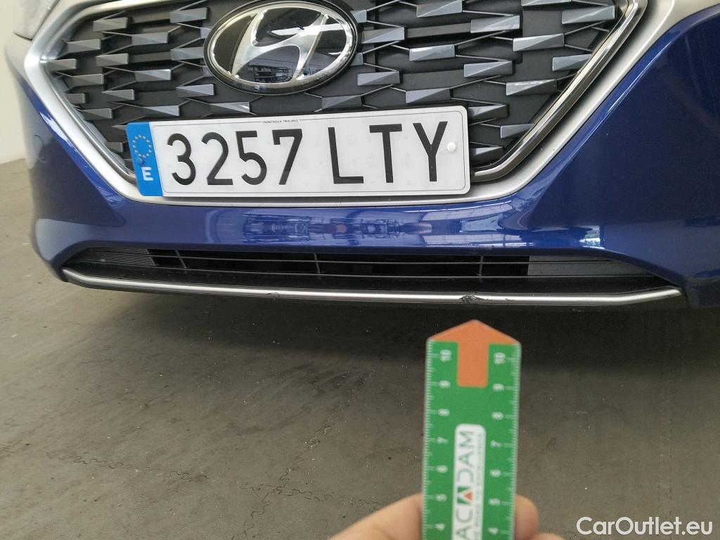  Hyundai   Ioniq HYUNDAI / 2019 / 5P / berlina con portón 1.6 GDI HEV Klass DCT #8
