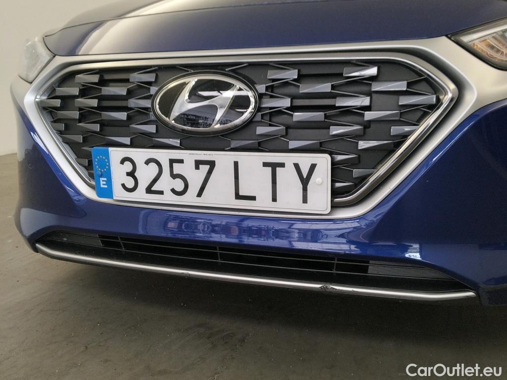  Hyundai   Ioniq HYUNDAI / 2019 / 5P / berlina con portón 1.6 GDI HEV Klass DCT #34